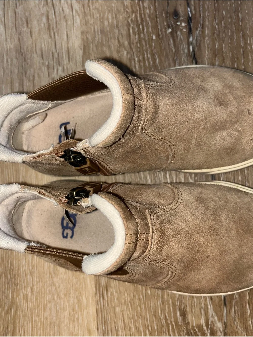 UGG stylish kids
